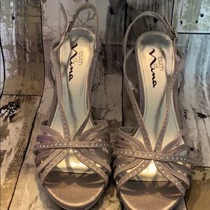 Touch of Nina Silver satin heels, size 8m